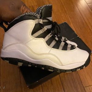 Air Jordan 10s